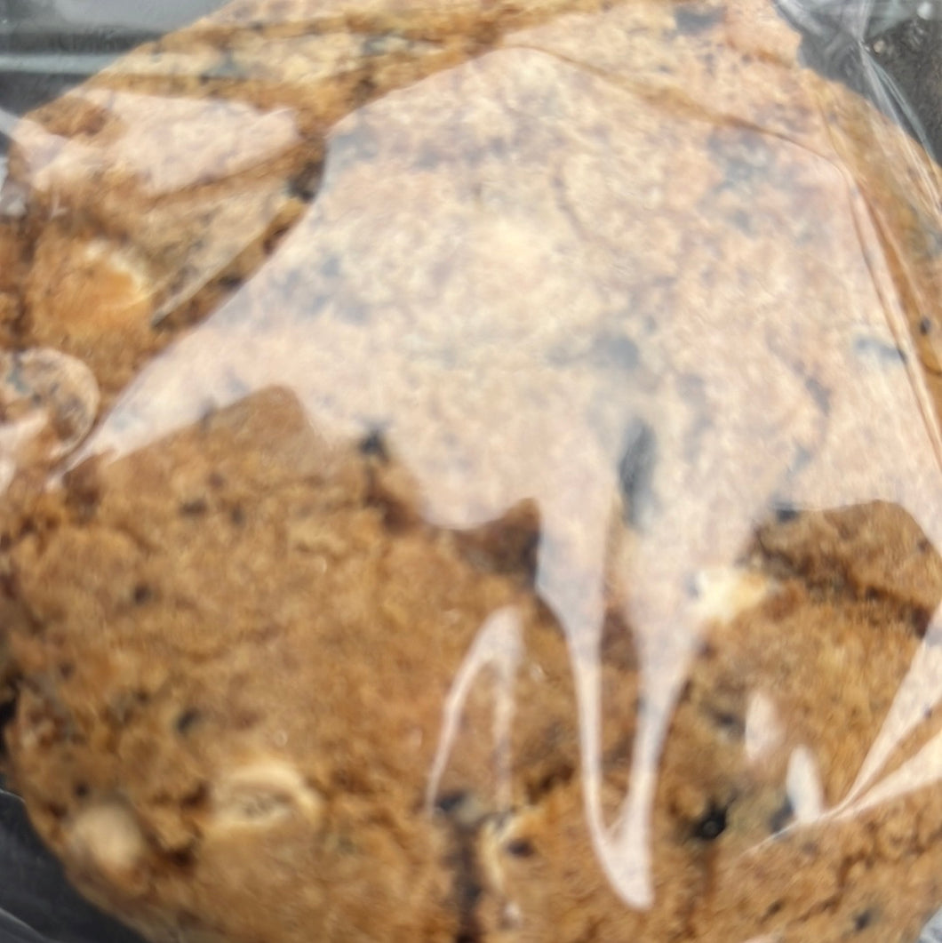 Large cookie