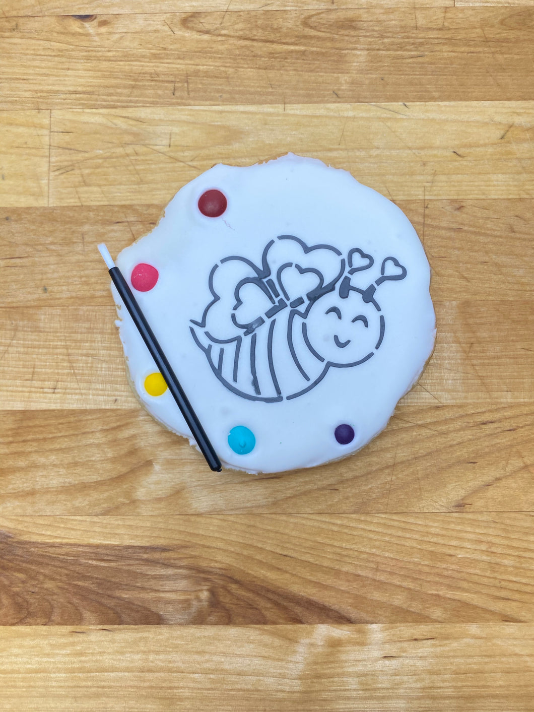 Bee Paint & Eat Cookies